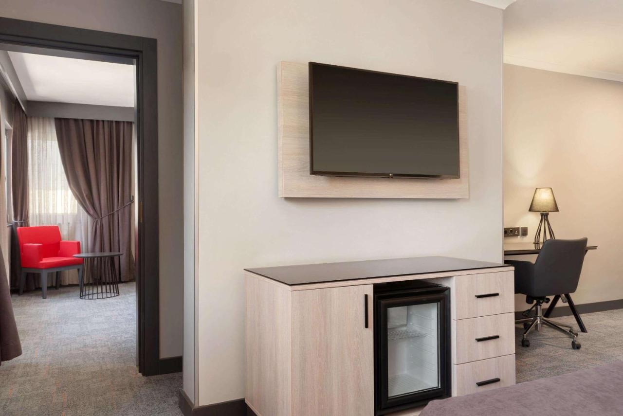 Days Hotel By Wyndham Ankara Cankaya 外观 照片