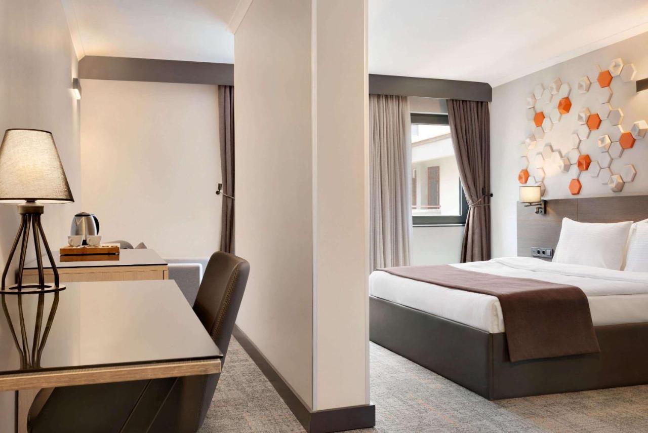 Days Hotel By Wyndham Ankara Cankaya 外观 照片