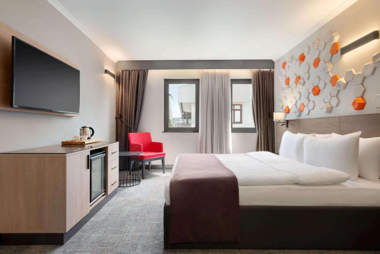 Days Hotel By Wyndham Ankara Cankaya 外观 照片