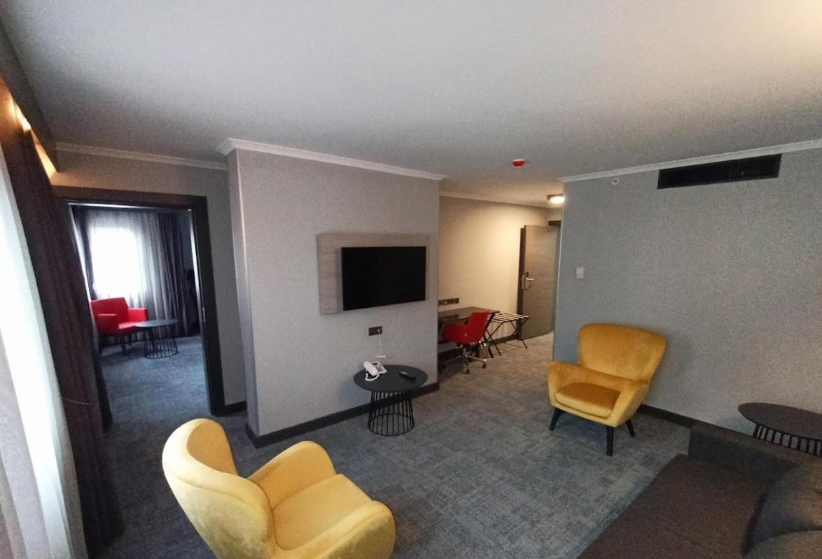 Days Hotel By Wyndham Ankara Cankaya 外观 照片