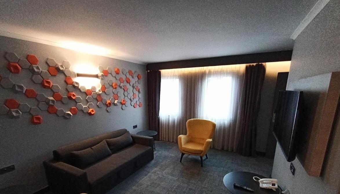 Days Hotel By Wyndham Ankara Cankaya 外观 照片