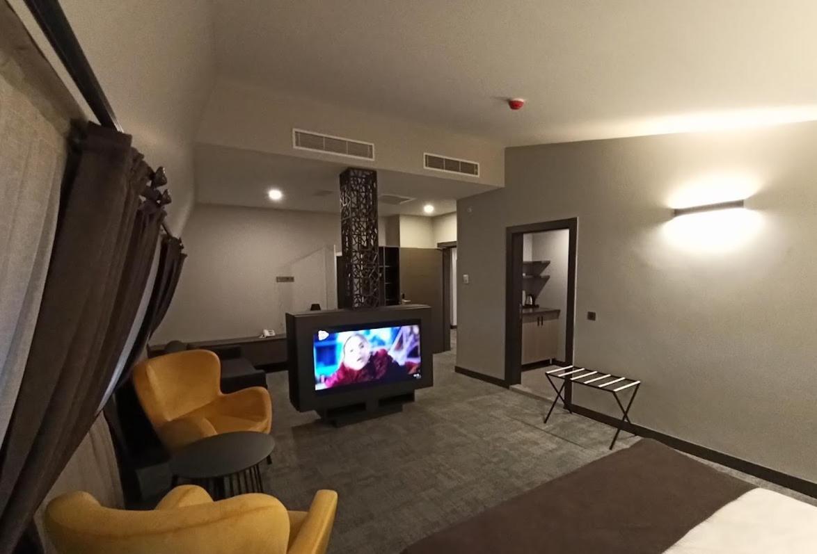 Days Hotel By Wyndham Ankara Cankaya 外观 照片